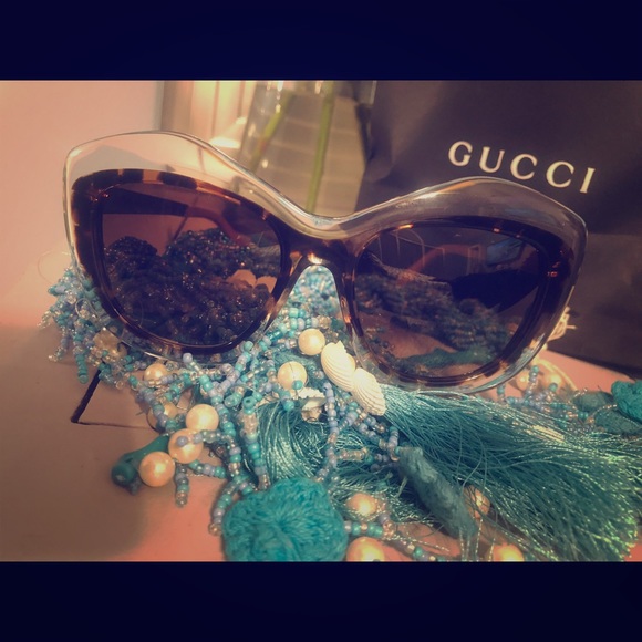 Fendi Accessories - Fendi Sunglasses Fendi Accessories - Fendi Sunglasses
